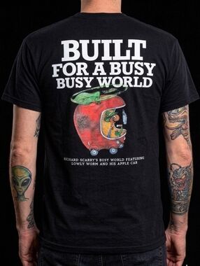 Retrokid x Richard Scarry's Busy World Lowly Worm T-Shirt - Black XL